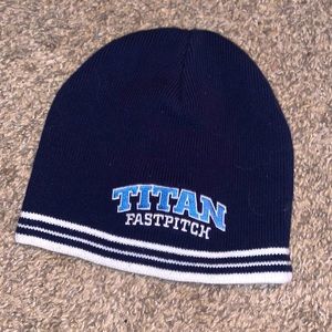 TITAN FAST PITCH SKULL CAP